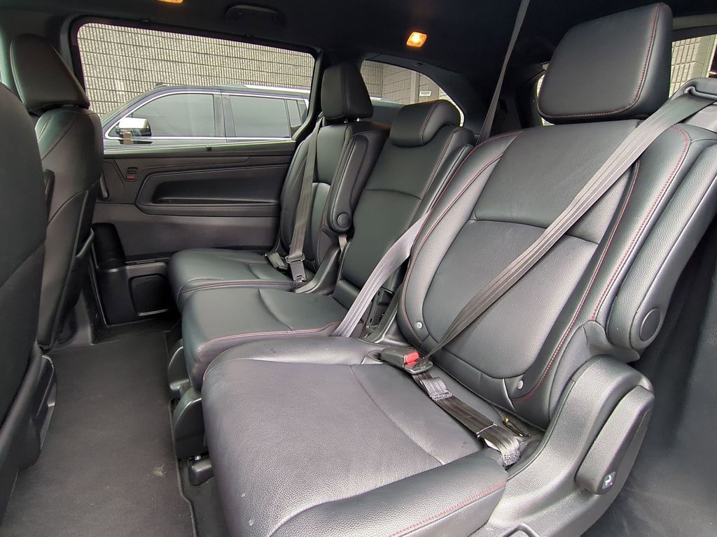 Thumbnail: 2025 Honda Odyssey - 27