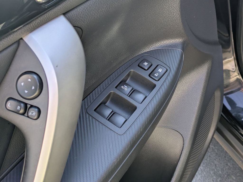 Thumbnail: 2025 Mitsubishi Eclipse Cross - 13