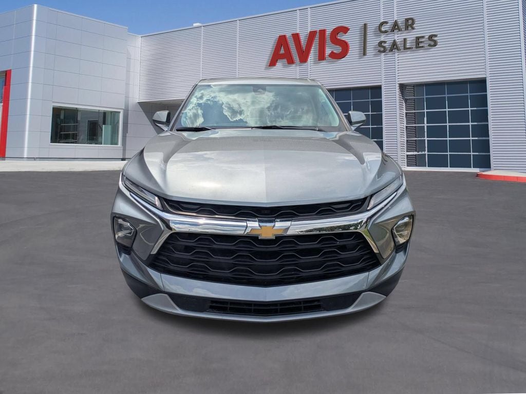 Thumbnail: 2025 Chevrolet Blazer - 2