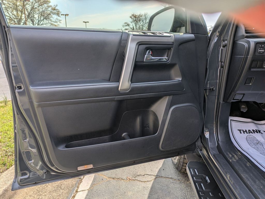 Thumbnail: 2024 Toyota 4Runner - 11