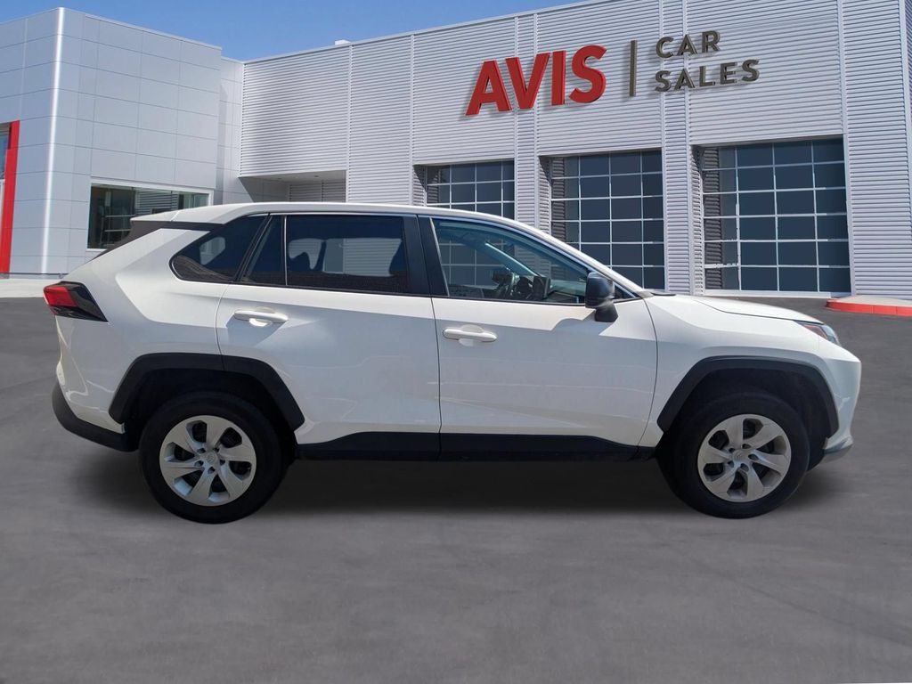 Thumbnail: 2025 Toyota RAV4 - 5