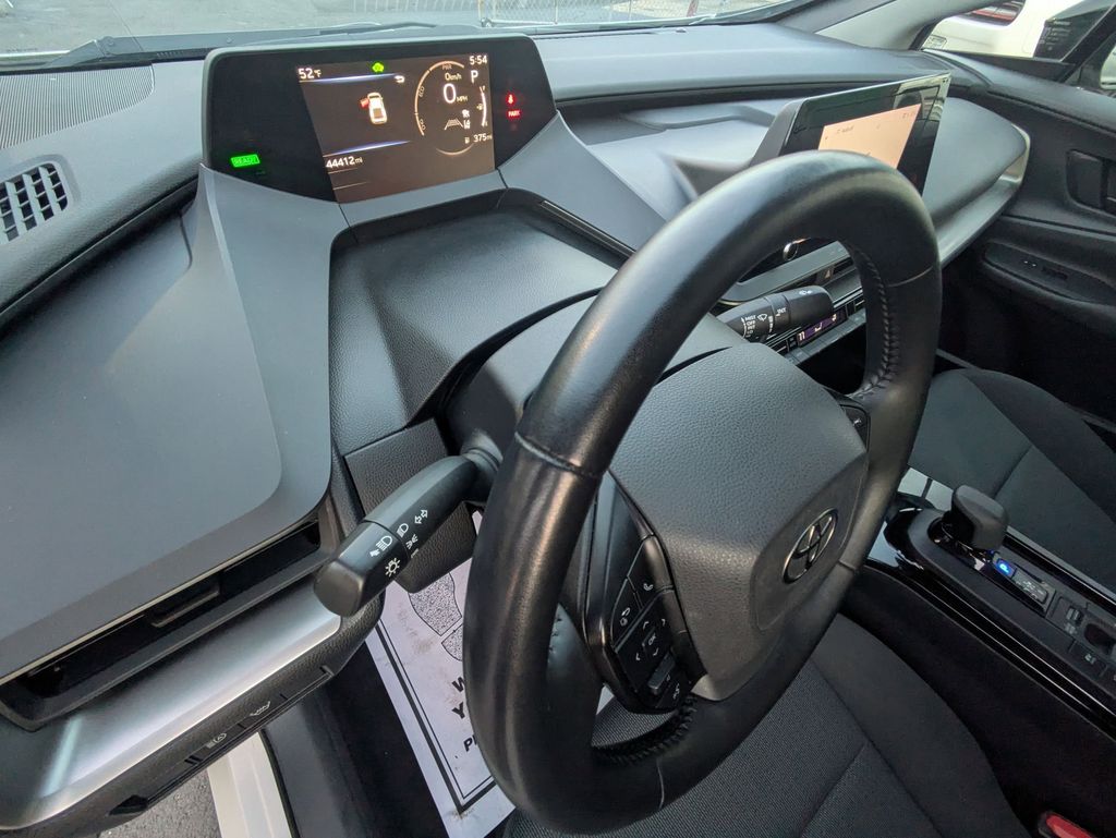 Thumbnail: 2024 Toyota Prius - 14