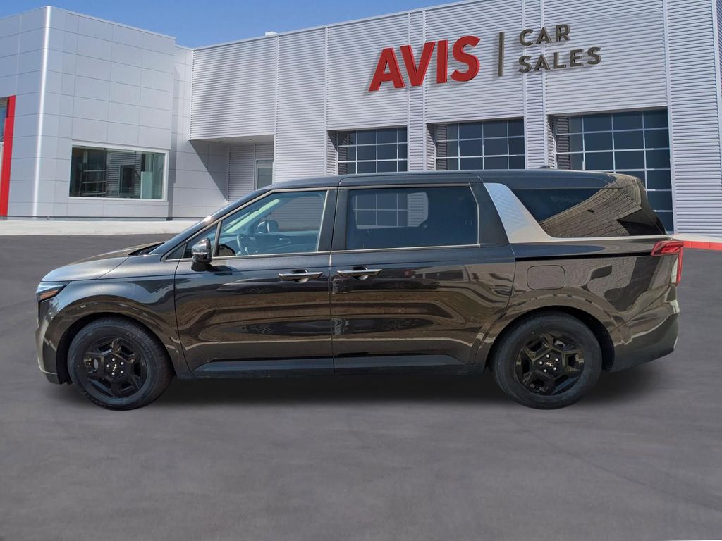 Thumbnail: 2025 Kia Carnival - 10
