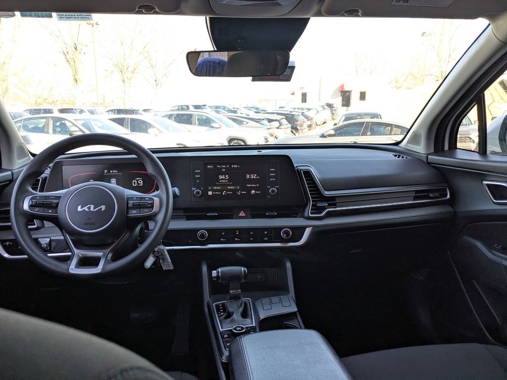 Thumbnail: 2024 Kia Sportage - 23