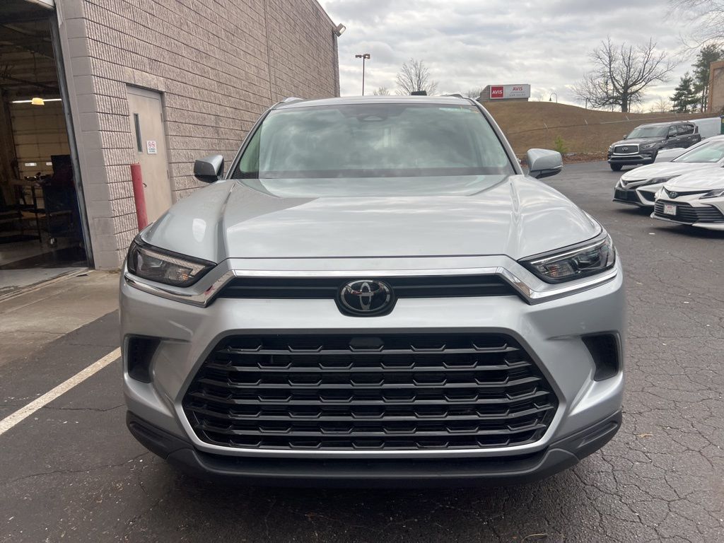 Thumbnail: 2025 Toyota Grand Highlander - 8