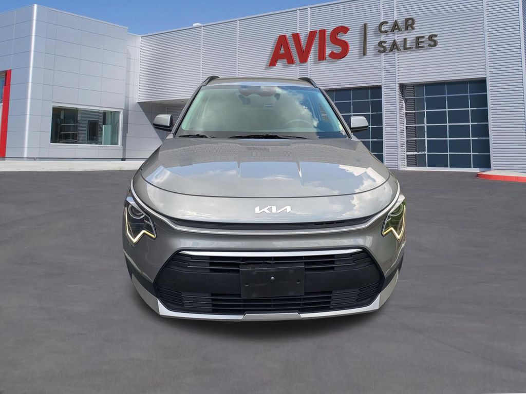 Thumbnail: 2025 Kia Niro - 2