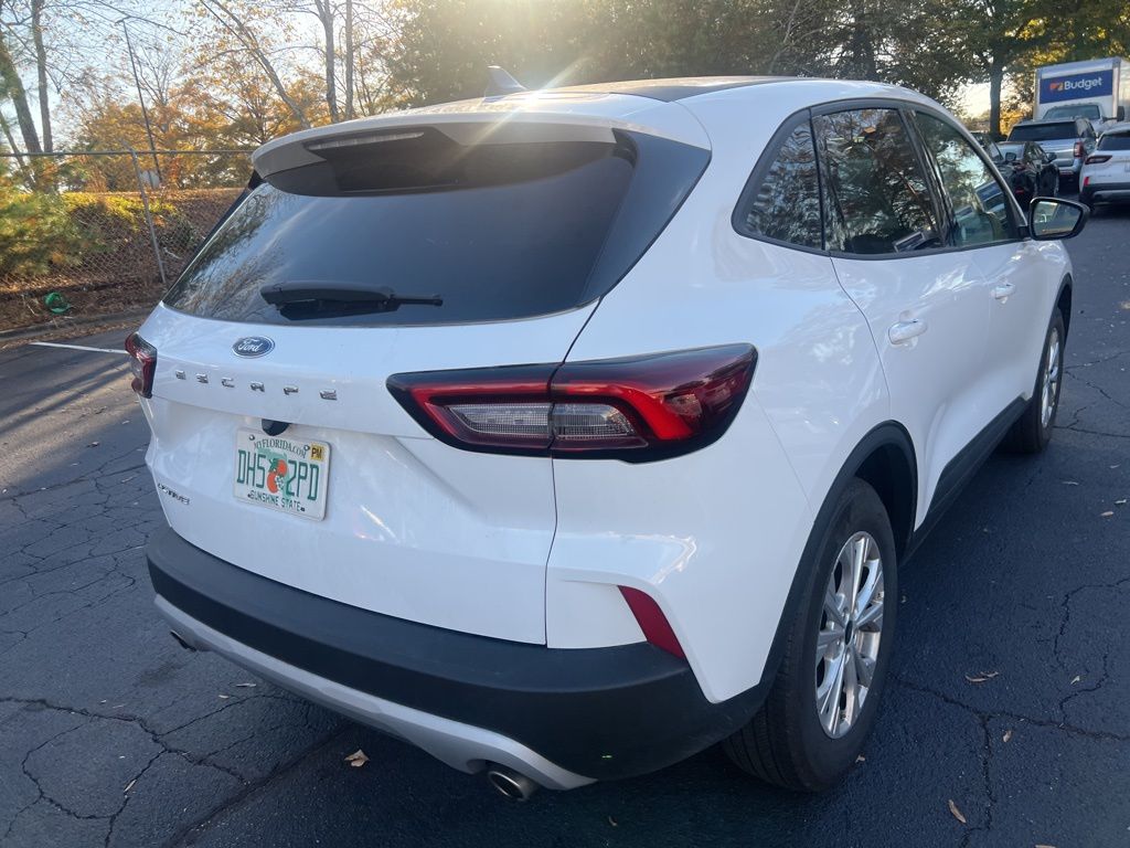 Thumbnail: 2025 Ford Escape - 9