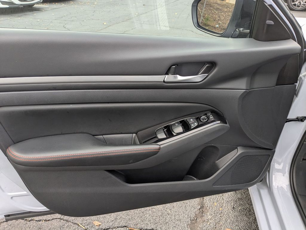 Thumbnail: 2025 Nissan Altima - 11