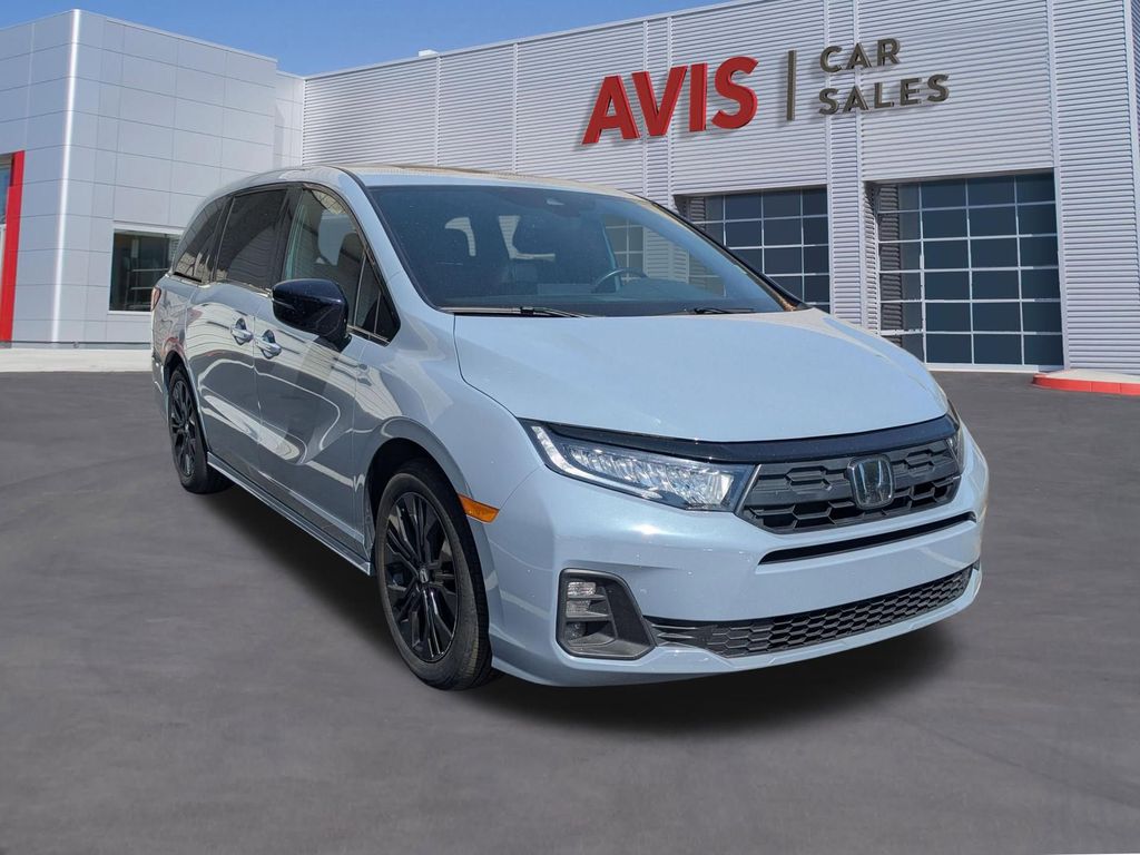 Thumbnail: 2025 Honda Odyssey - 3