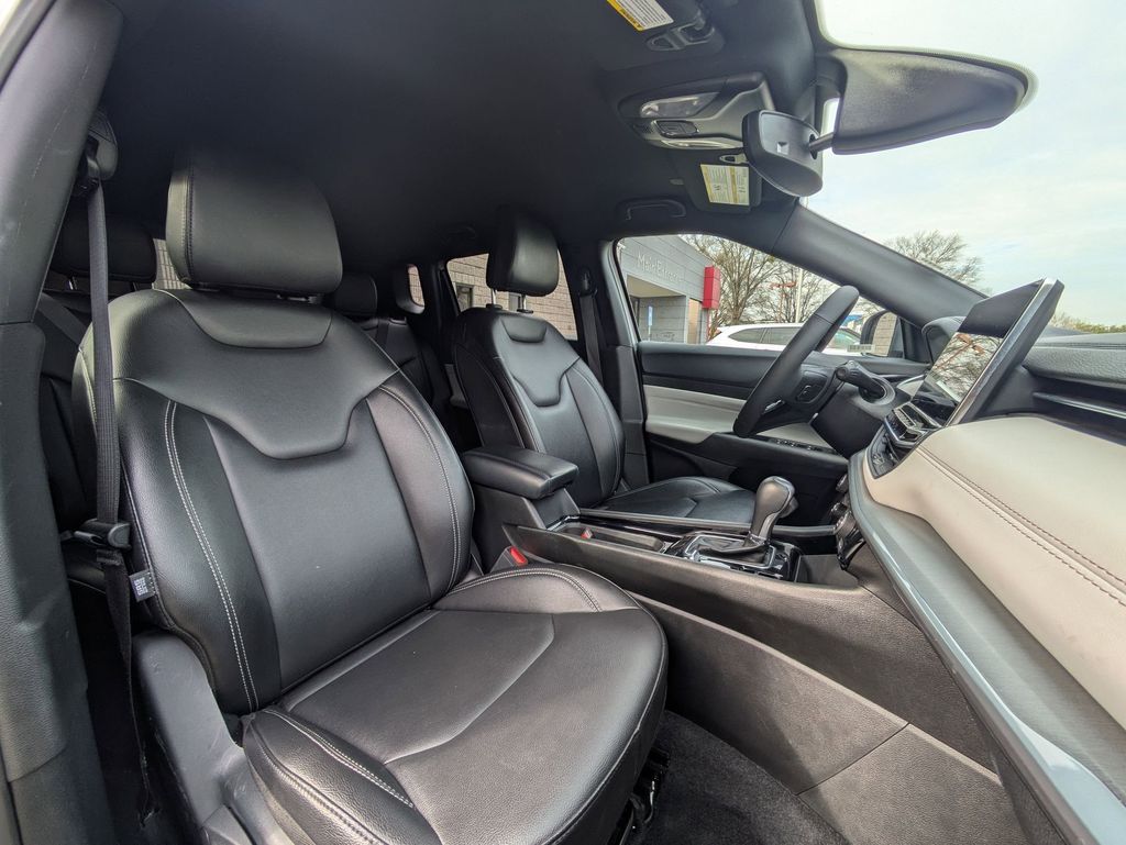 Thumbnail: 2025 Jeep Compass - 29