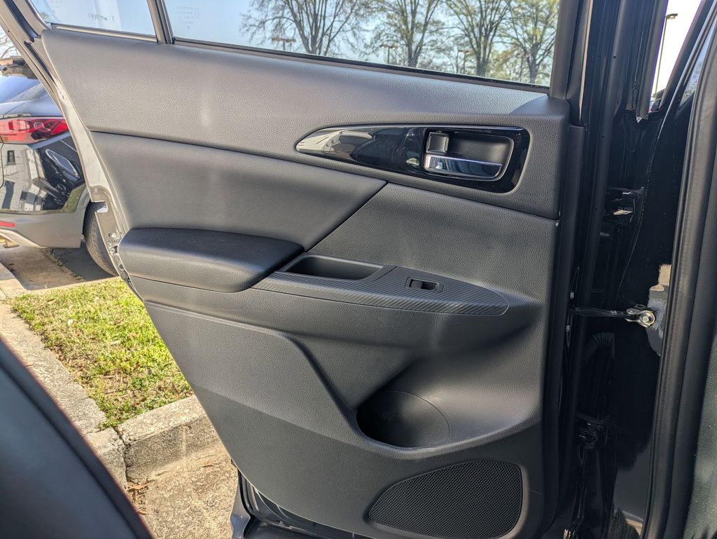 Thumbnail: 2025 Mitsubishi Eclipse Cross - 26