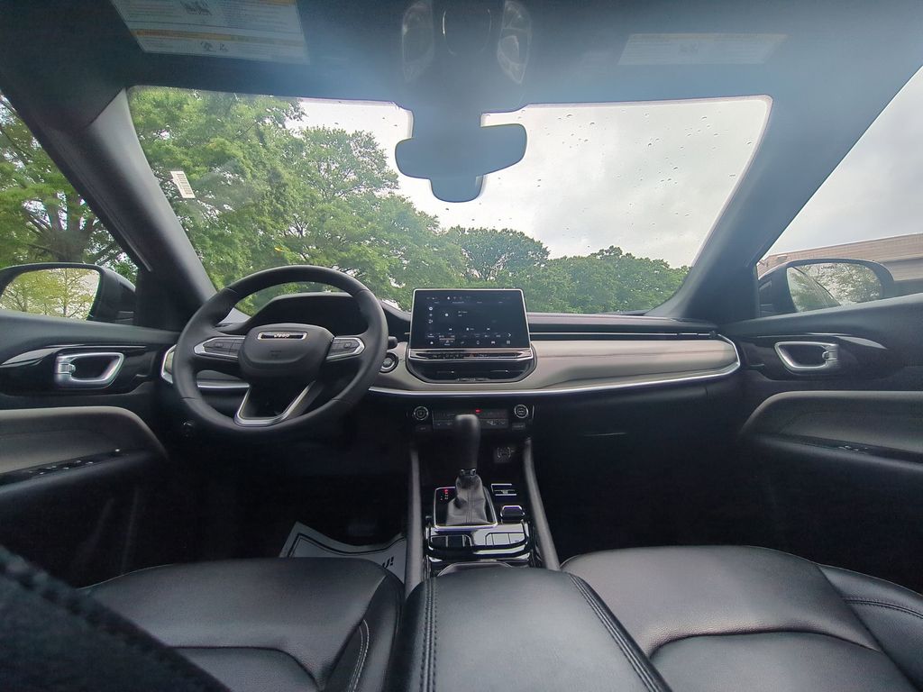 Thumbnail: 2025 Jeep Compass - 25