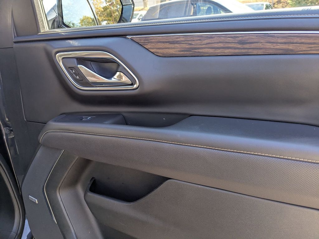 Thumbnail: 2023 Chevrolet Suburban - 33