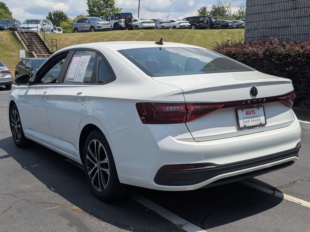 Thumbnail: 2025 Volkswagen Jetta - 9