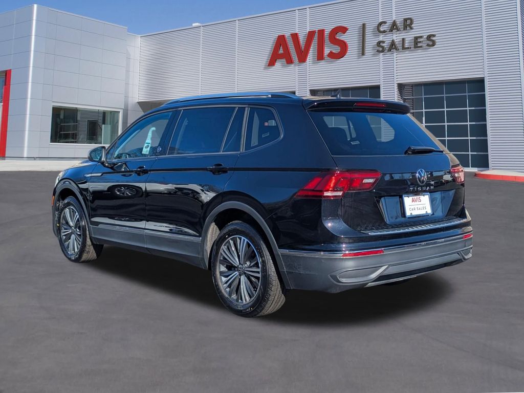 Thumbnail: 2024 Volkswagen Tiguan - 9