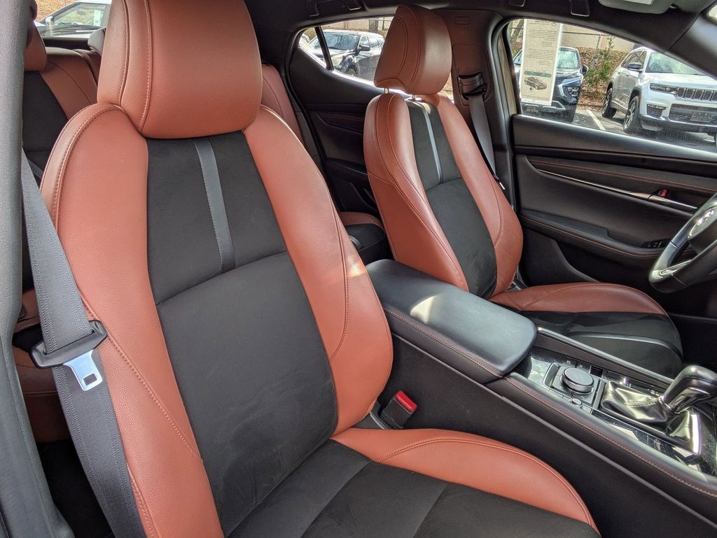 Thumbnail: 2024 Mazda Mazda3 - 28