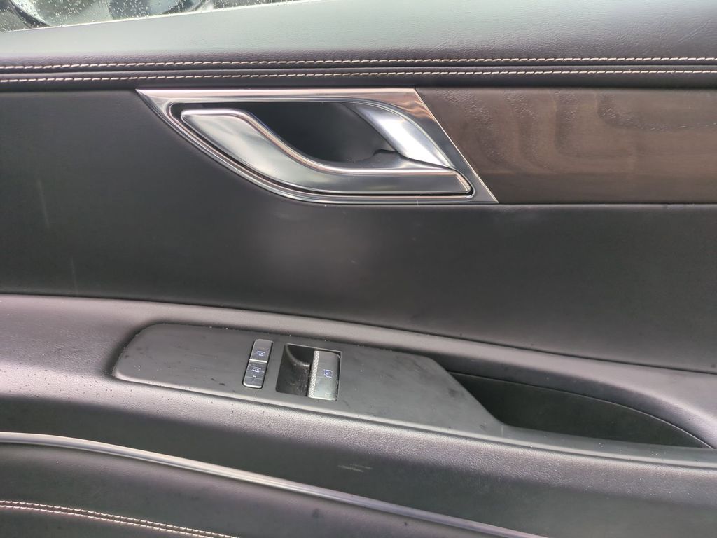 Thumbnail: 2024 Genesis GV80 - 36