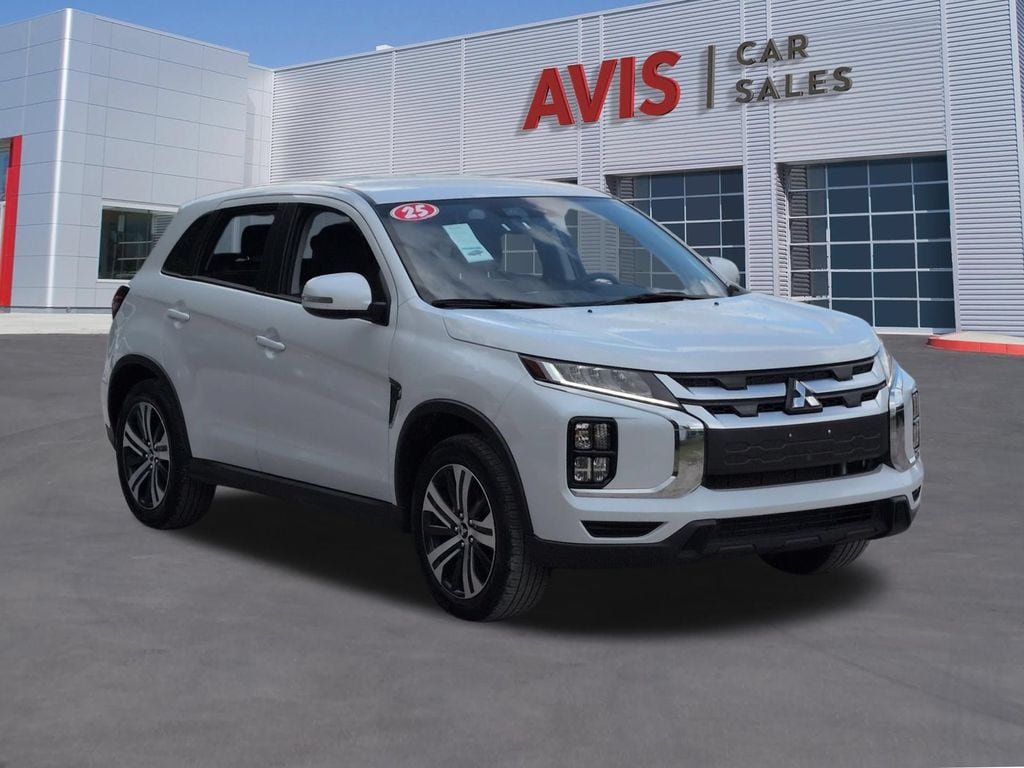 Thumbnail: 2025 Mitsubishi Outlander Sport - 3