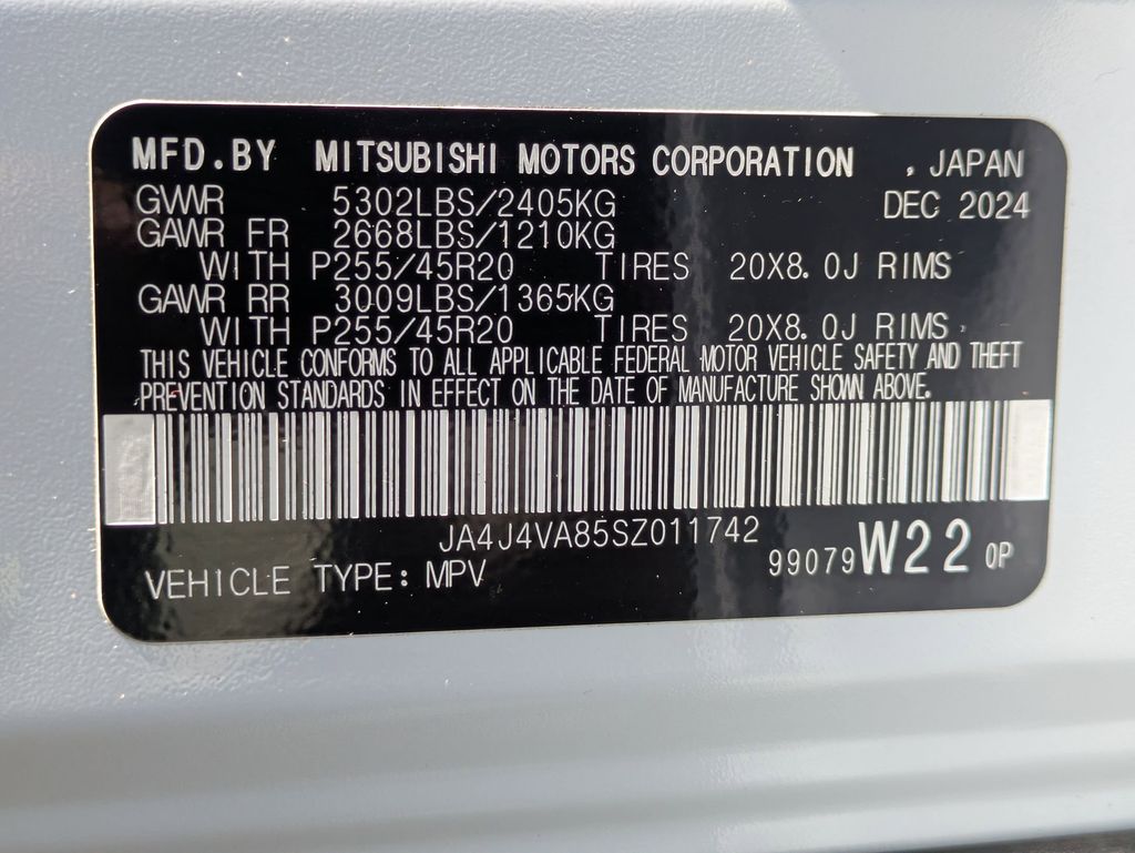 Thumbnail: 2025 Mitsubishi Outlander - 37