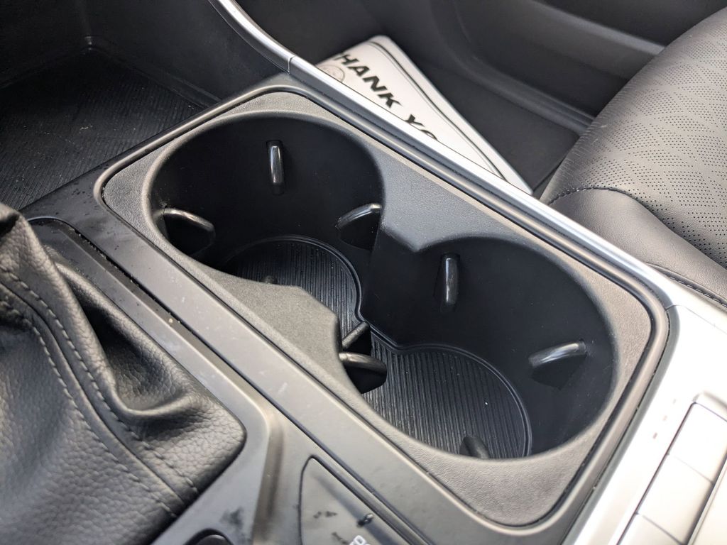 Thumbnail: 2025 Kia Carnival - 20