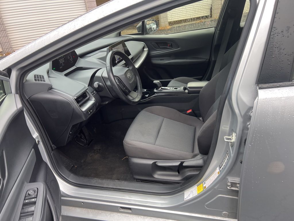 Thumbnail: 2024 Toyota Prius - 6