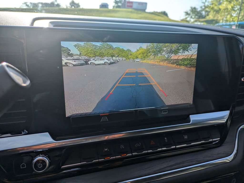 2024 GMC Sierra 1500 SLT 18