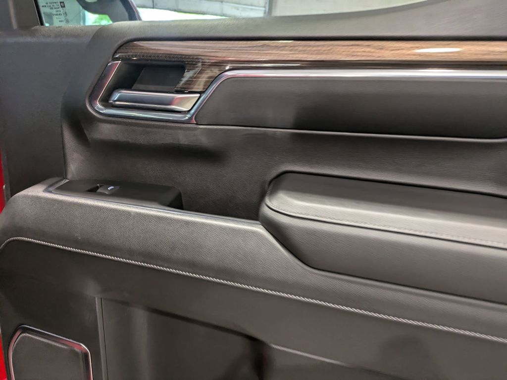 Thumbnail: 2023 Chevrolet Silverado 1500 - 30