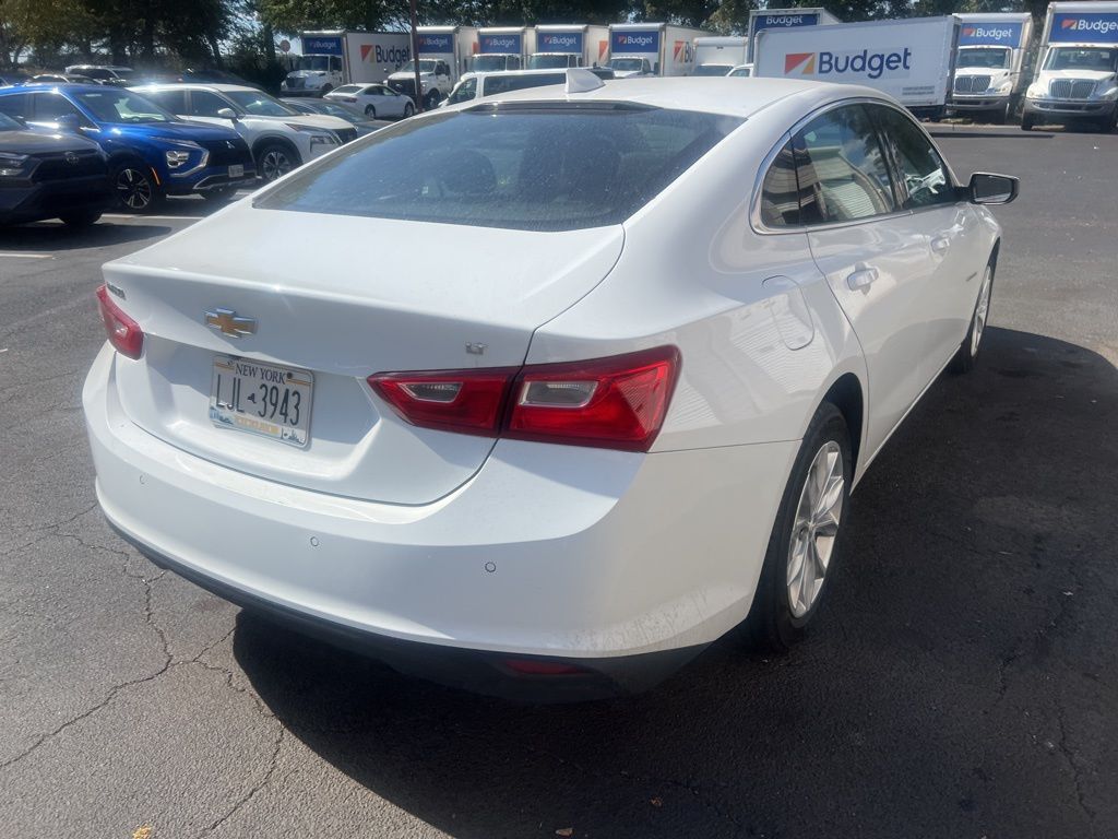 Thumbnail: 2024 Chevrolet Malibu - 11
