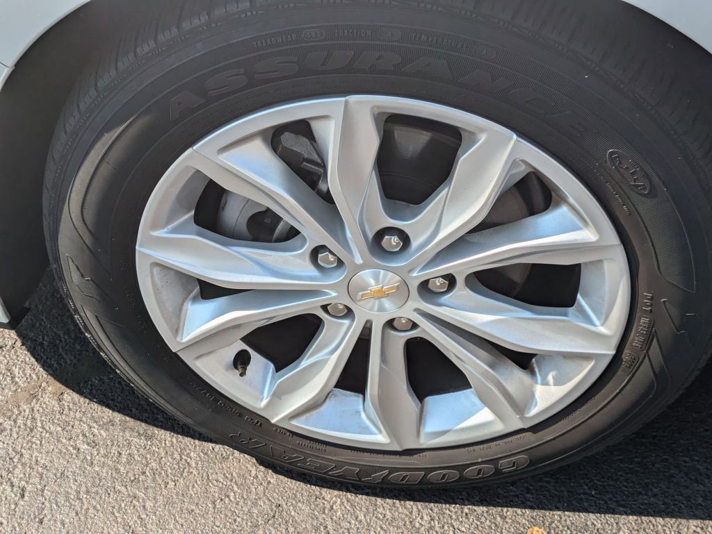 Thumbnail: 2024 Chevrolet Malibu - 37