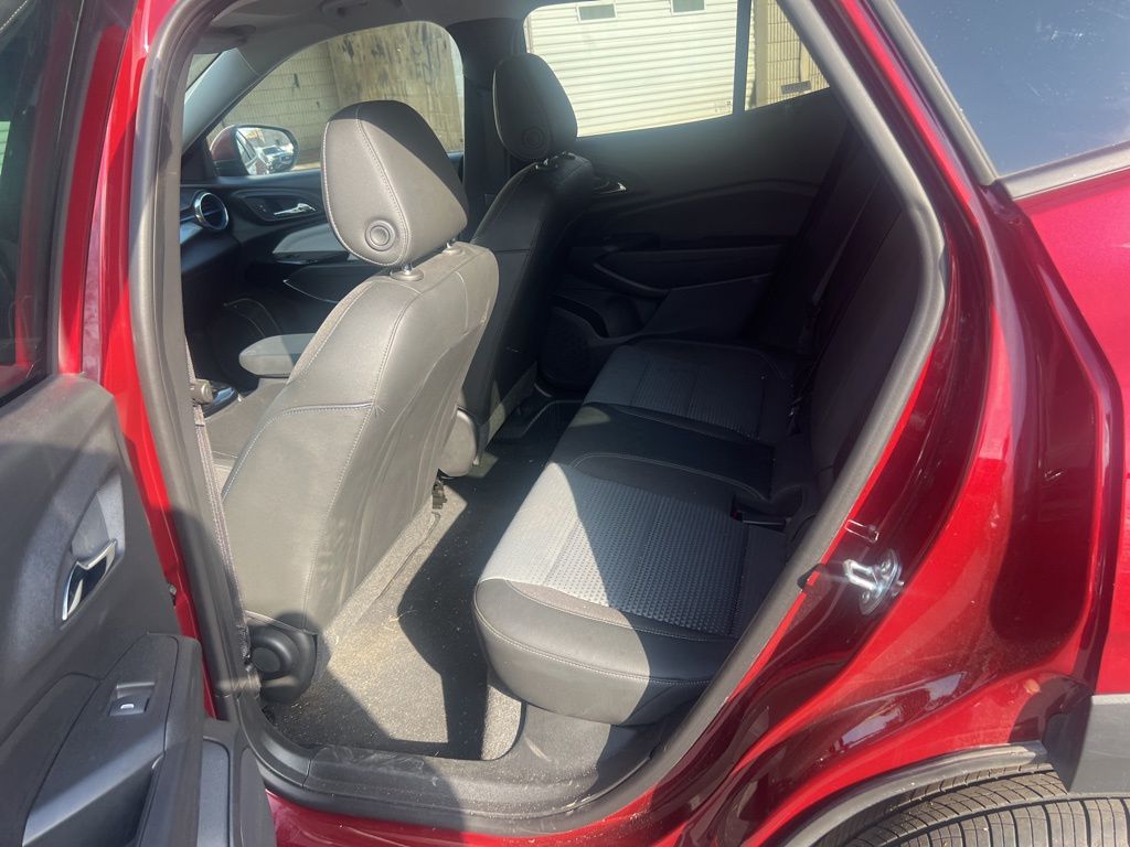 Thumbnail: 2025 Chevrolet Trax - 11