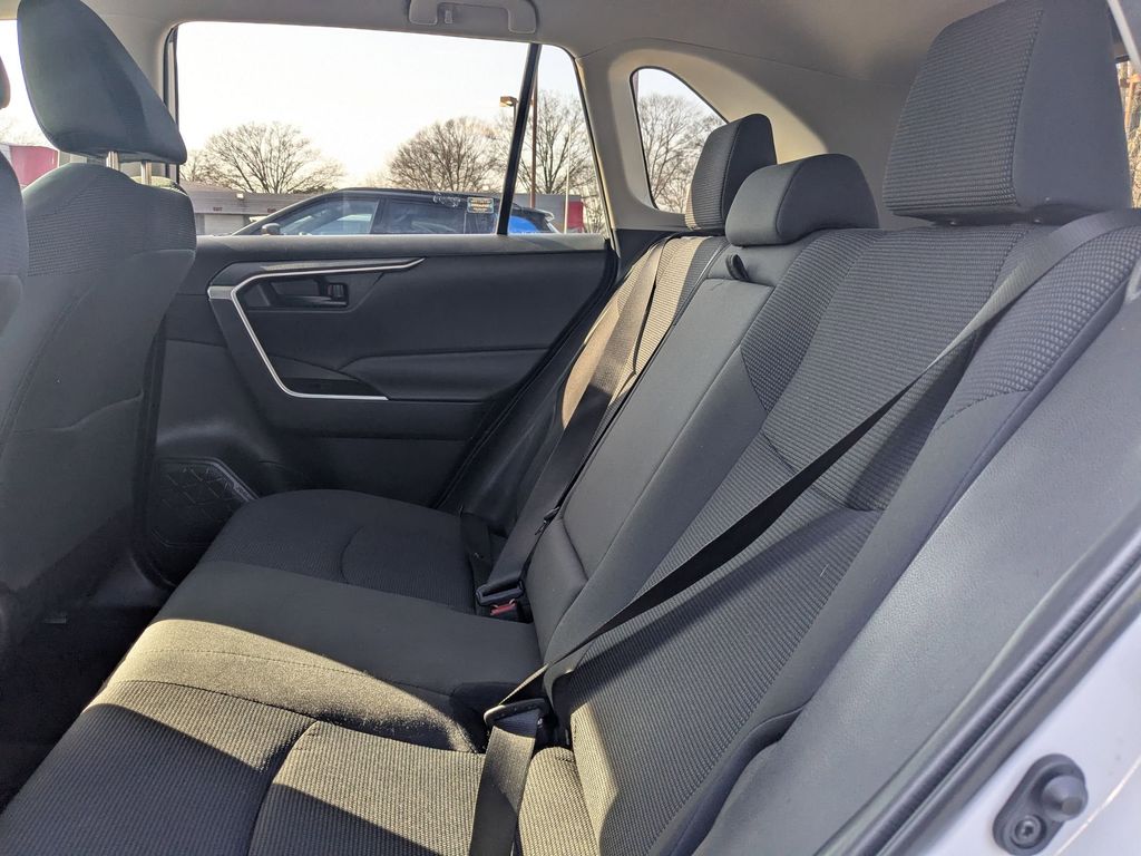 Thumbnail: 2024 Toyota RAV4 - 24