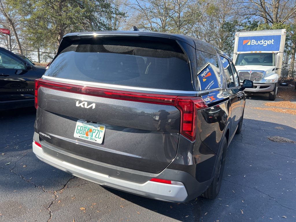 Thumbnail: 2025 Kia Carnival - 5