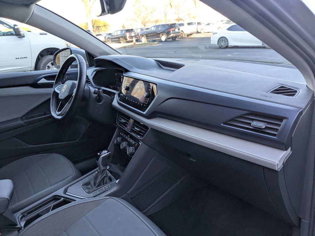 Thumbnail: 2024 Volkswagen Taos - 35