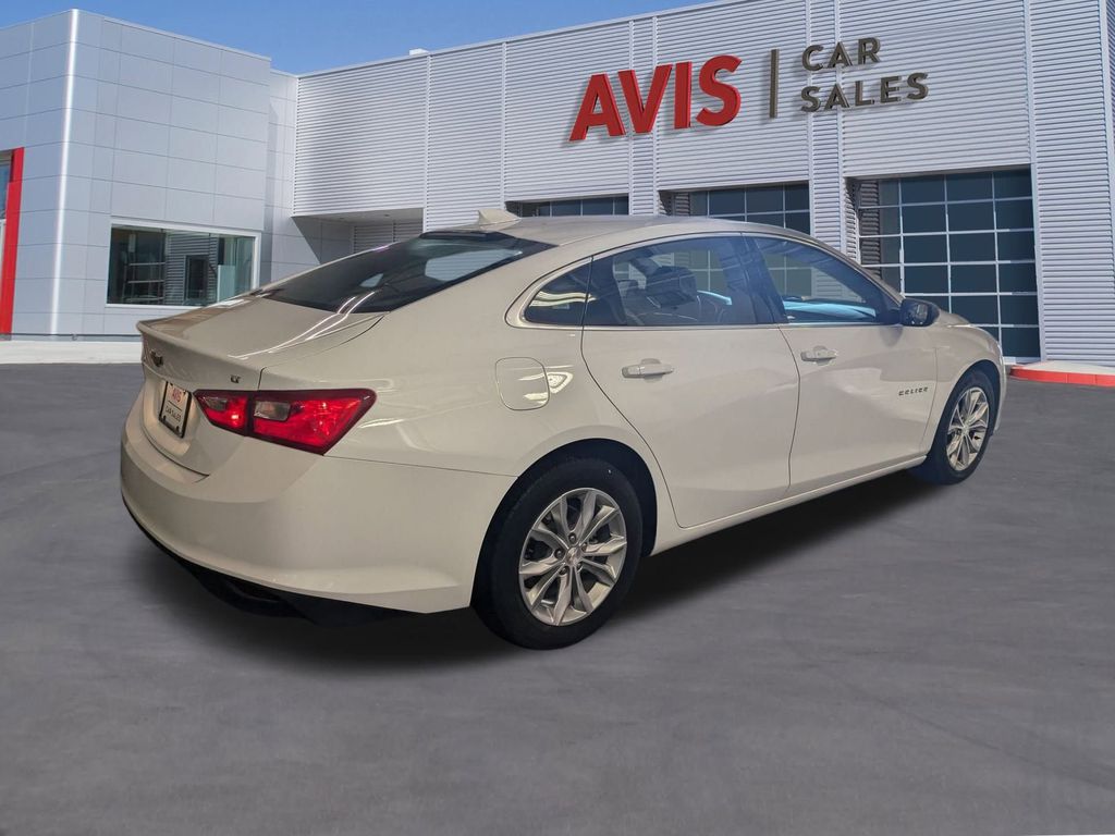Thumbnail: 2023 Chevrolet Malibu - 6