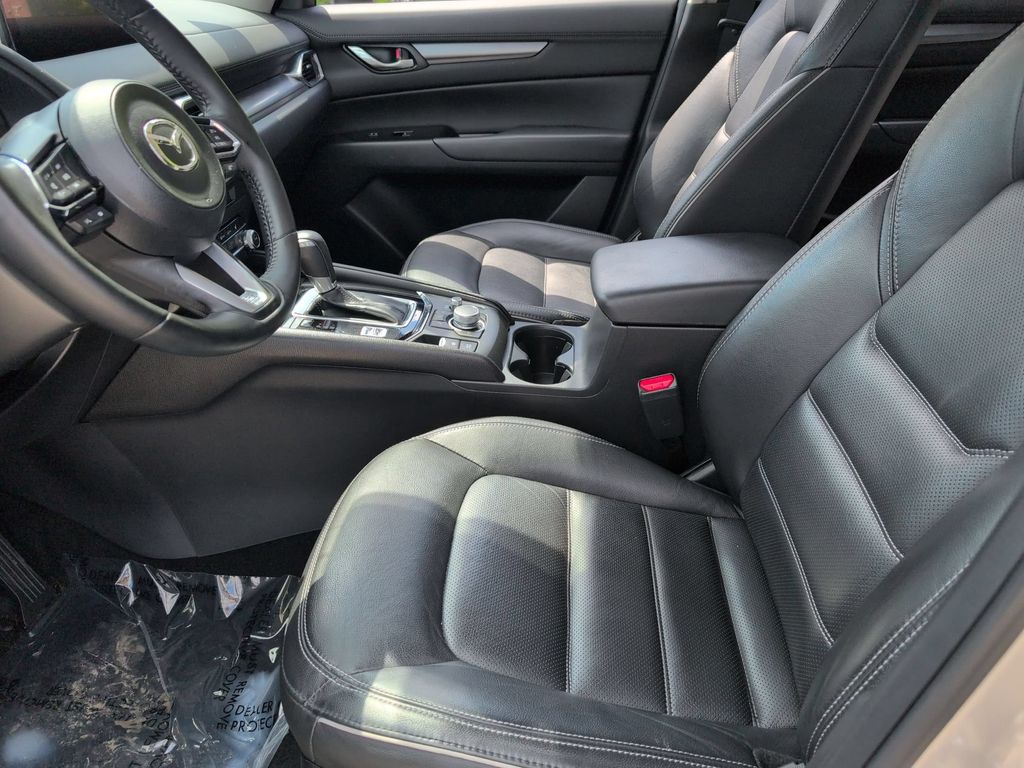 2025 Mazda CX-5 S Preferred package - Photo 24