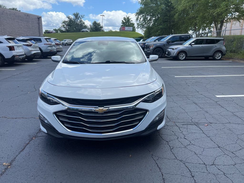Thumbnail: 2024 Chevrolet Malibu - 4