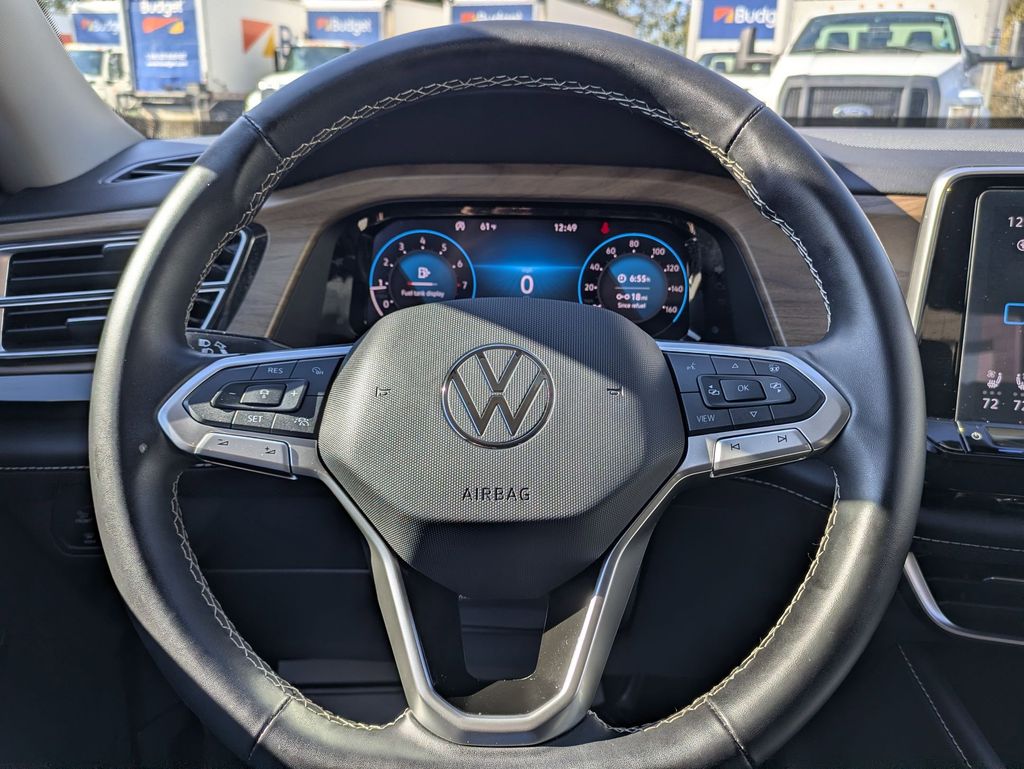 Thumbnail: 2025 Volkswagen Atlas - 16
