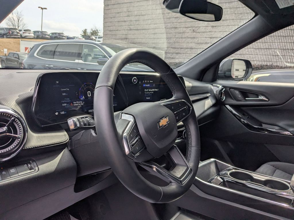 Thumbnail: 2025 Chevrolet Equinox - 11