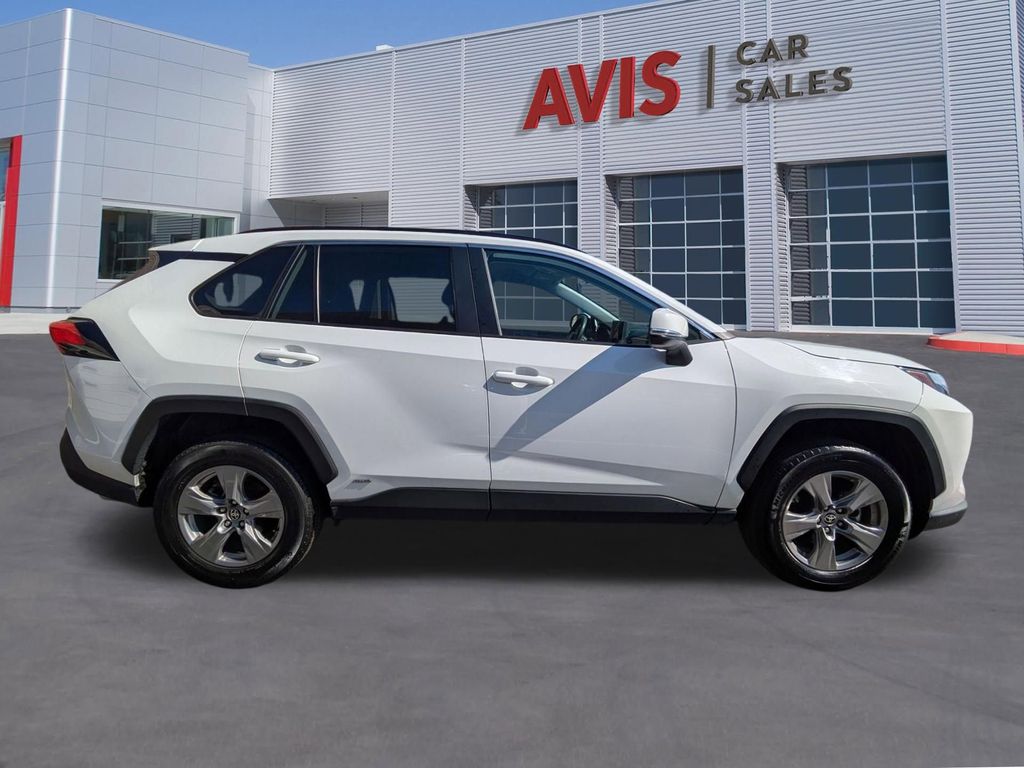 Thumbnail: 2025 Toyota RAV4 - 5