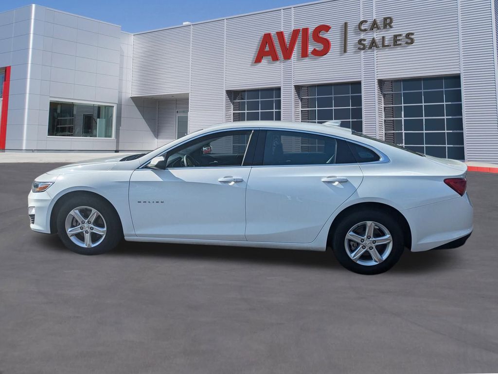 Thumbnail: 2024 Chevrolet Malibu - 10