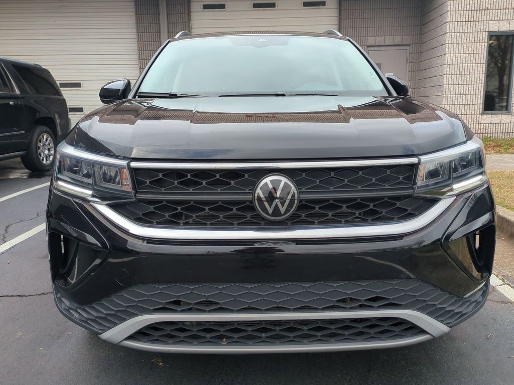 Certified 2024 Volkswagen Taos 1.5T SE SUV