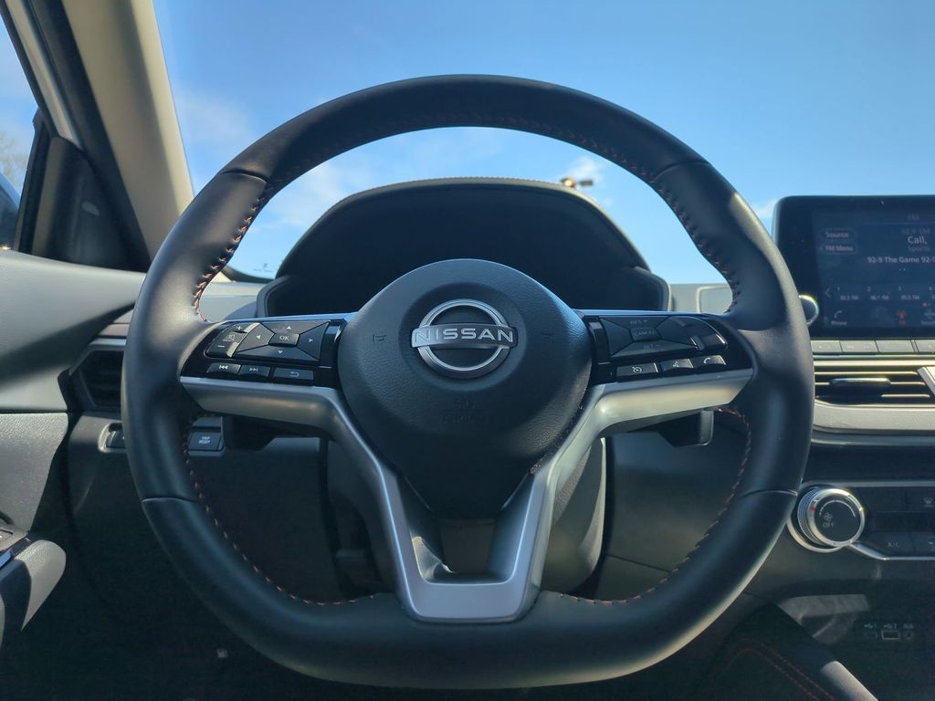 Thumbnail: 2025 Nissan Altima - 22