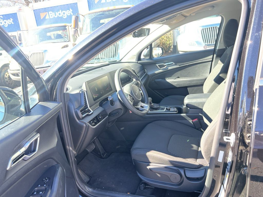 Thumbnail: 2024 Kia Sportage - 9