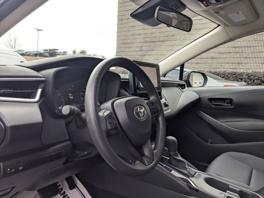 Thumbnail: 2024 Toyota Corolla - 11