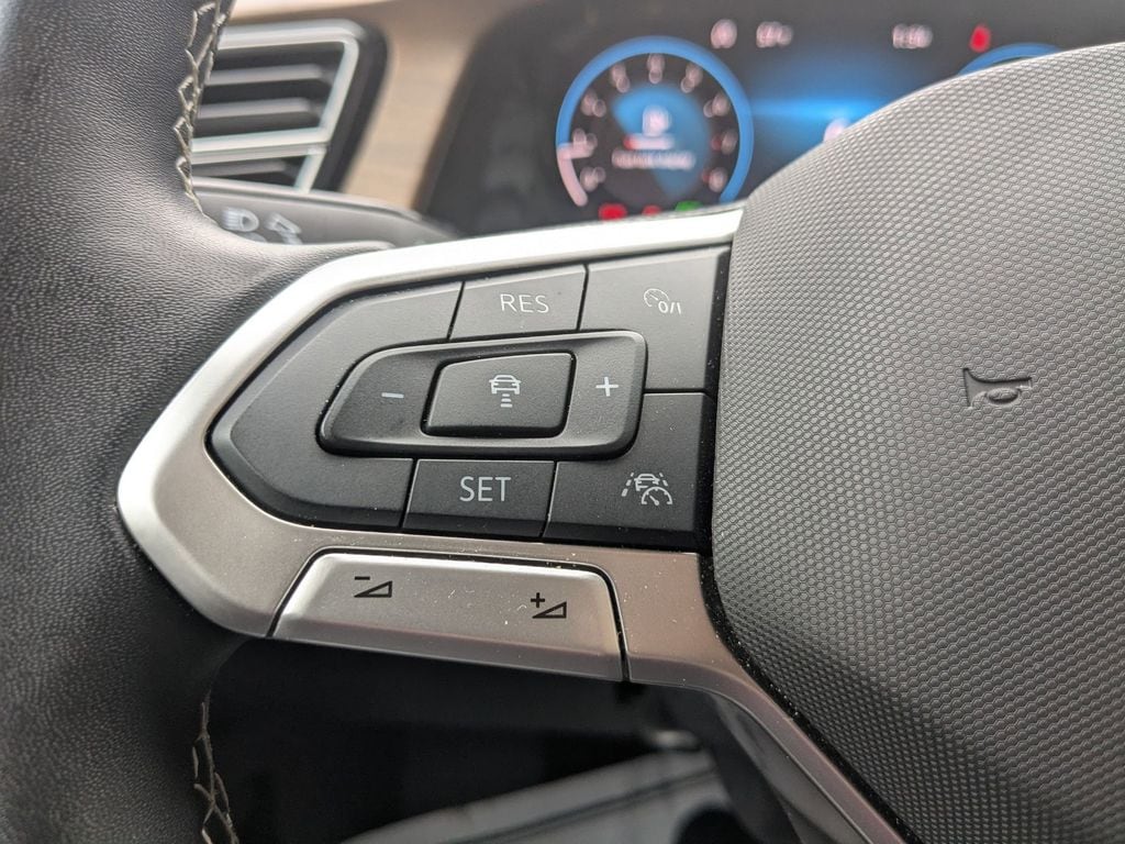 Thumbnail: 2025 Volkswagen Atlas - 17