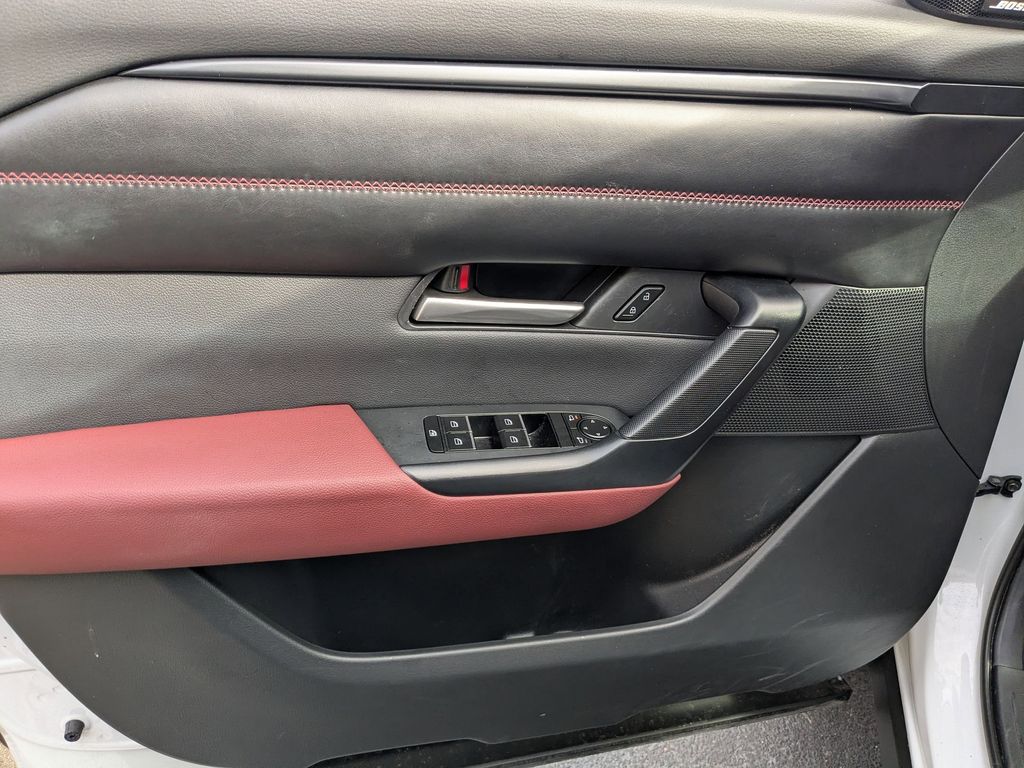 Thumbnail: 2025 Mazda CX-50 - 25