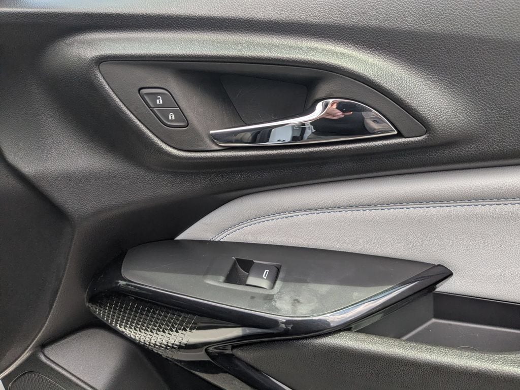 Thumbnail: 2025 Chevrolet Trax - 31