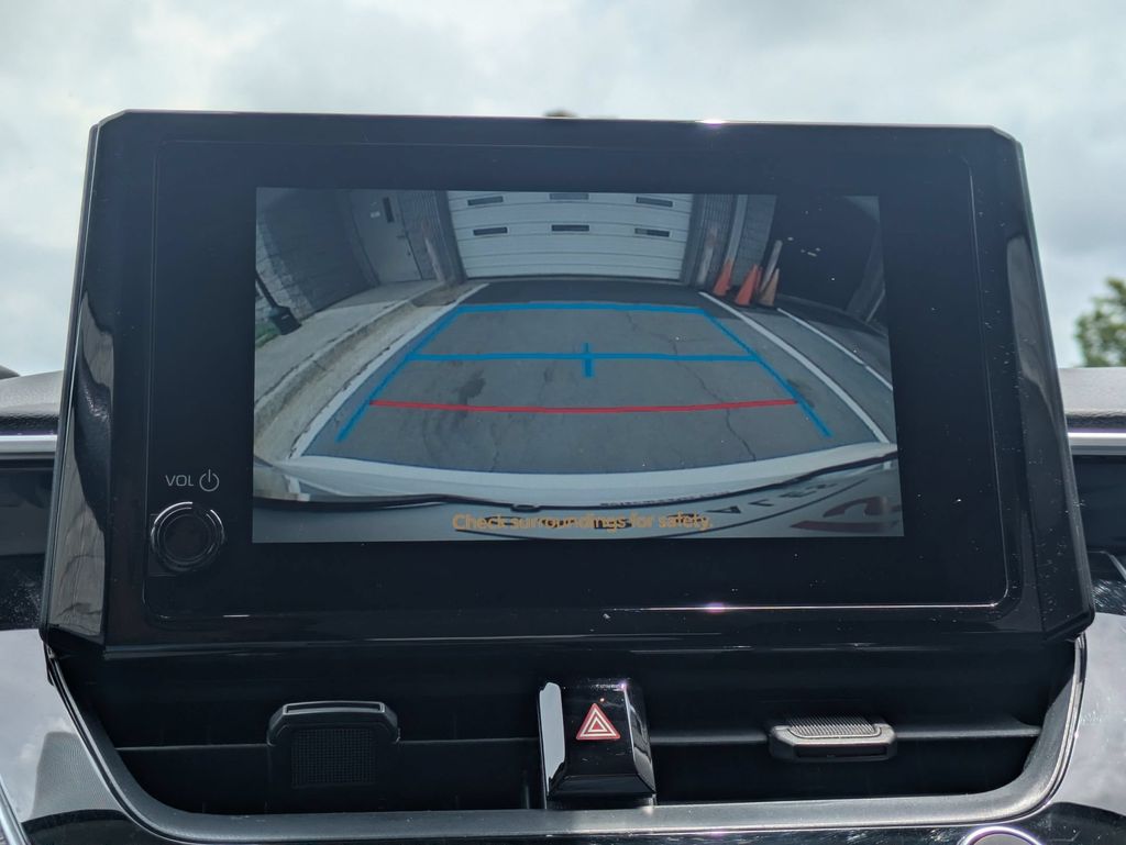 Thumbnail: 2025 Toyota Corolla - 20