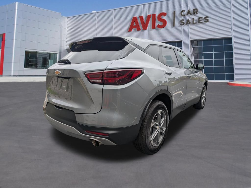 Thumbnail: 2025 Chevrolet Blazer - 6