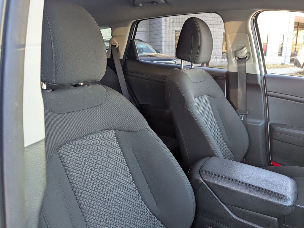 Thumbnail: 2024 Kia Sportage - 29